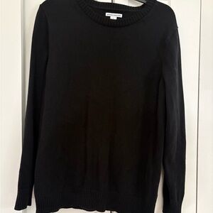 Amazon Essentials Women's Black Crew Neck Sweater